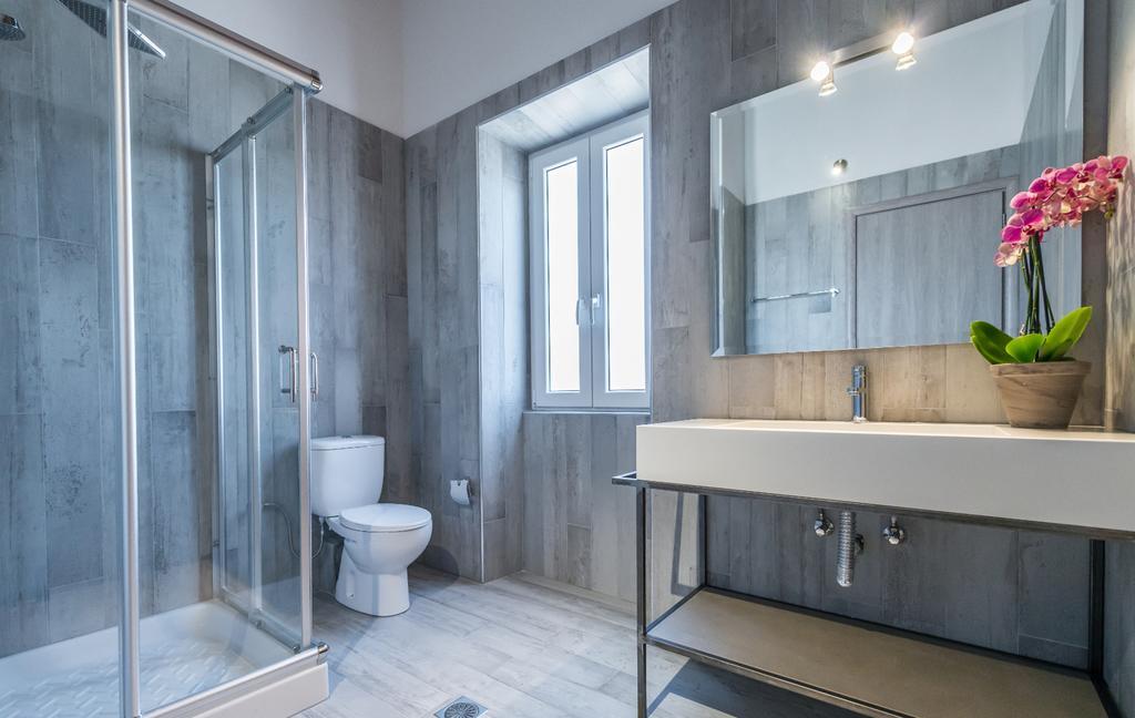 Villa Callisto- Elegant Restored Villa With Pool Gyri Bagian luar foto